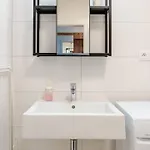 Apartman Skyflat Bratislava-new Near Airport Free Parking
