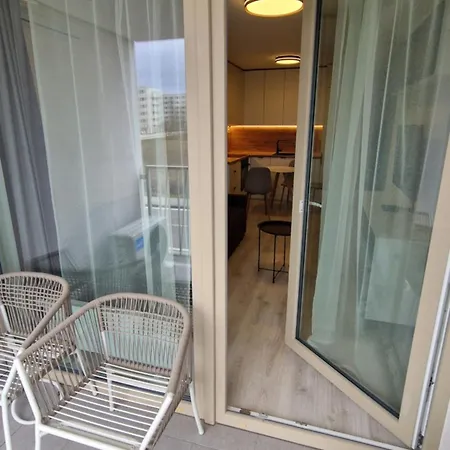 Apartment Skyflat Bratislava-new Near Airport *