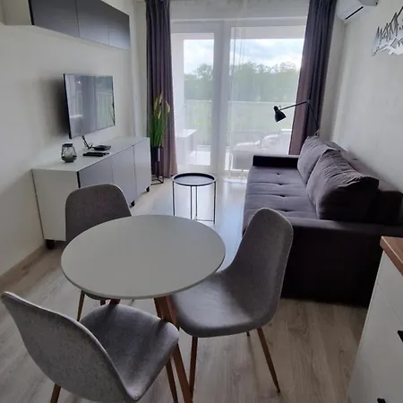 Apartment Skyflat Bratislava-new Near Airport Free Parking Bratislava