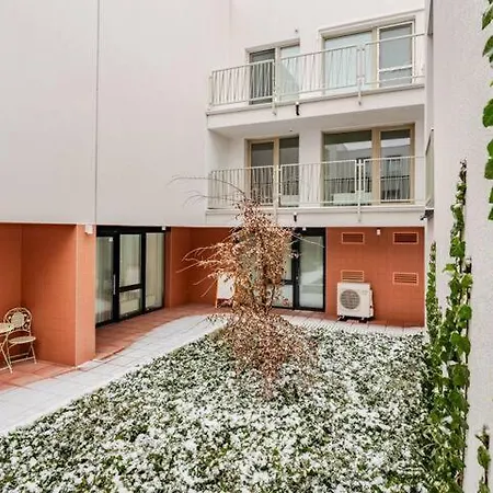 Skyflat Bratislava-new Near Airport Free Parking 公寓 布拉迪斯拉发