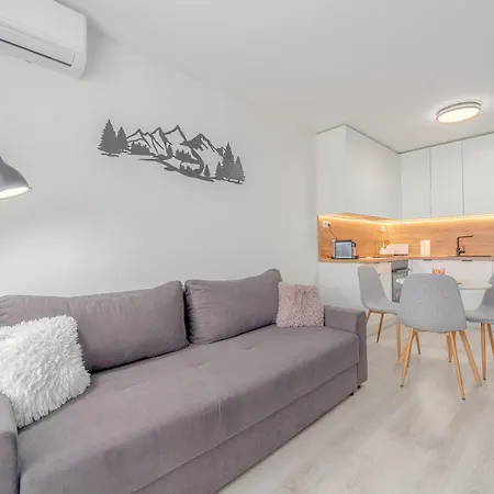 Skyflat Bratislava-new Near Airport Free Parking Братислава
