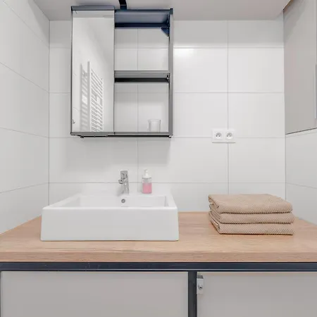 Lejlighed Skyflat Bratislava-new Near Airport Bratislava