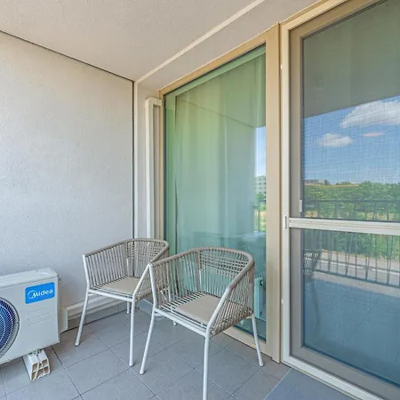 Lejlighed Skyflat Bratislava-new Near Airport Bratislava