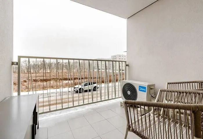 Apartment Skyflat Bratislava-new Near Airport Free Parking