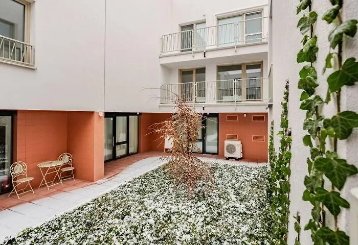 Skyflat Bratislava-new Near Airport Free Parking アパート ブラチスラヴァ