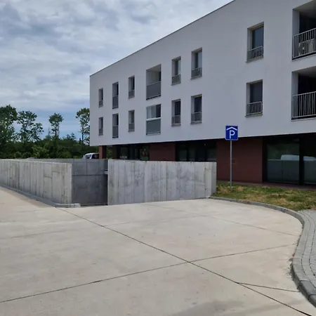 Διαμέρισμα Skyflat Bratislava-new Near Airport Free Parking Μπρατισλάβα